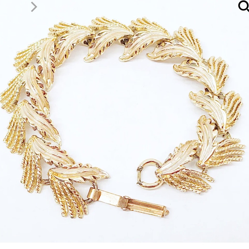 Vintage Judy Lee Gold Leaf Bracelet